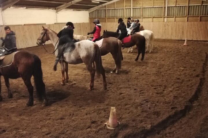 Masnières Équitation