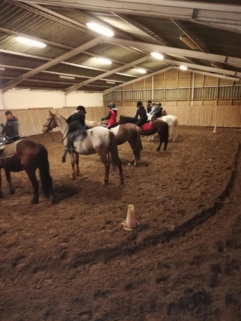 Masnières Équitation